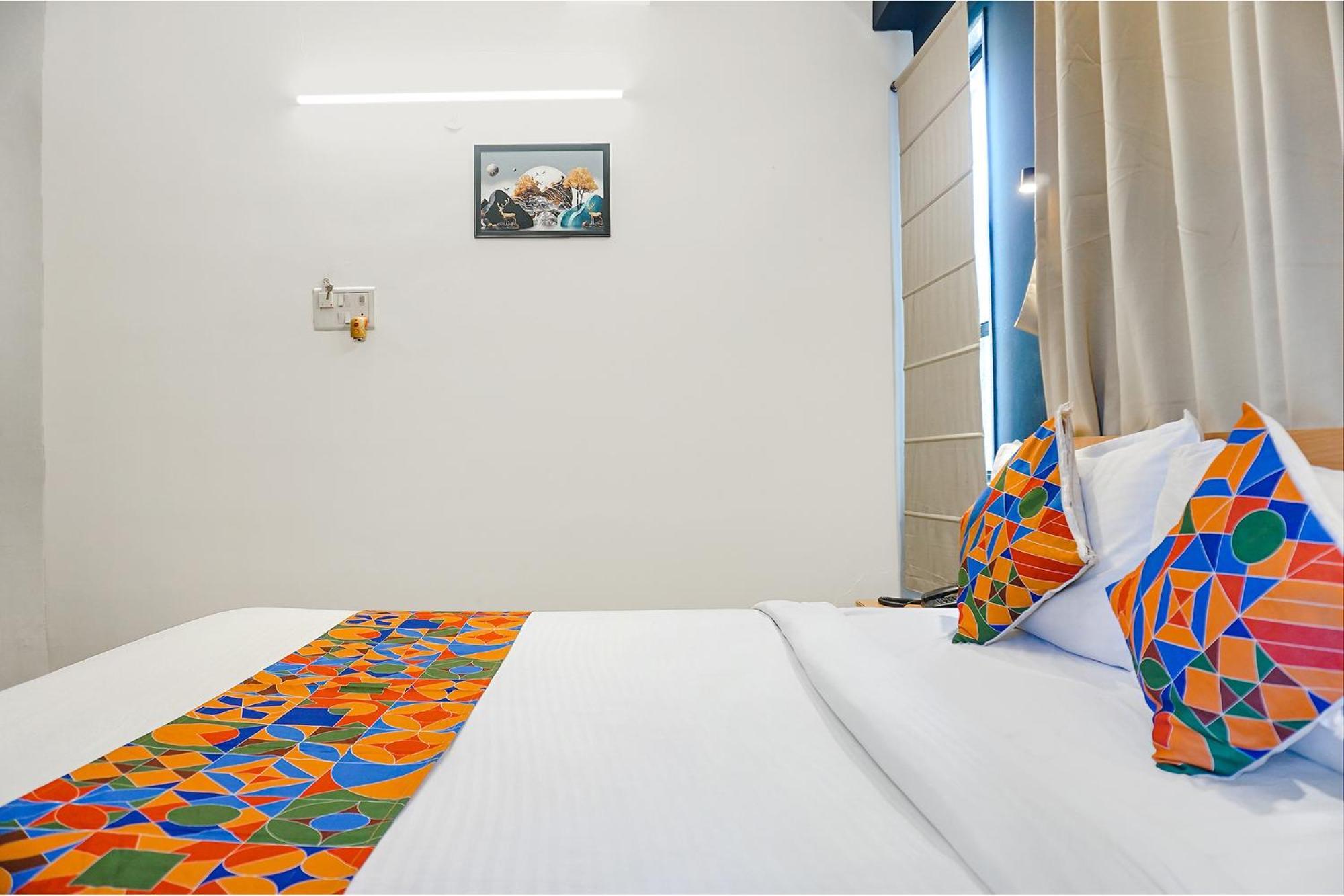 Treebo Trip Aura Homes Pimpri-Chinchwad Exteriér fotografie